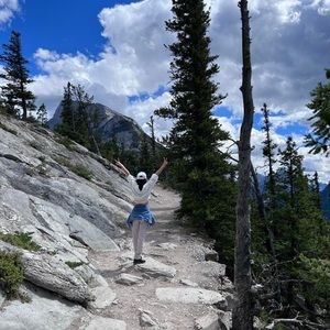 Meet your Posher, Quyen